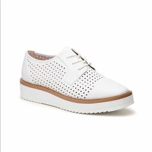 Verwin Oxford Platform by Nine West